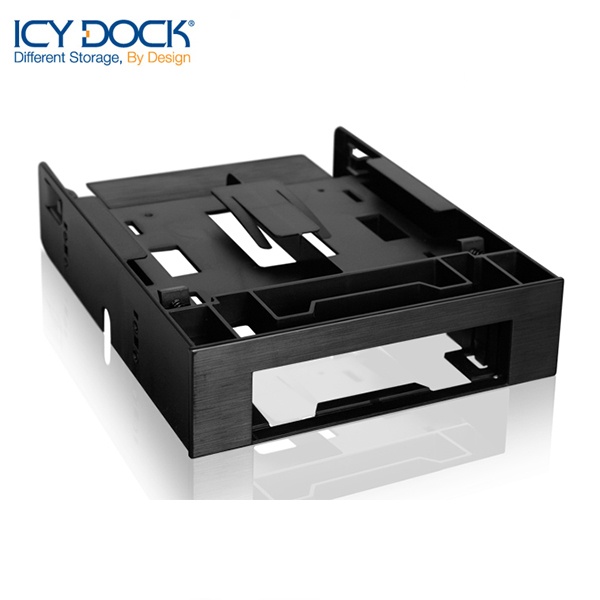 ICYDOCK 3.5형 HDD 장착 하드랙 MB343SP-B (5.25베이 1개 사용[3.5형 HDD 1개, 2.5형 SSD/HDD 2개 장착])