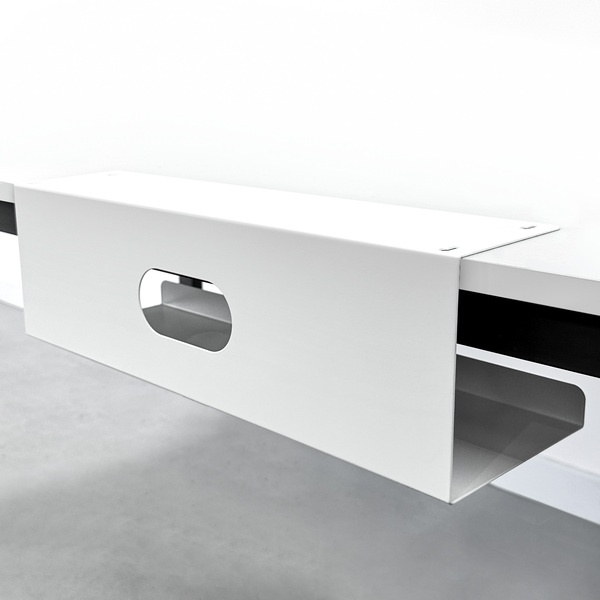 [억스] 멀티탭트레이 선반 컴퓨터 전선 케이블 책상 정리 철제 거치대 기본형 - ㄴ 타공형