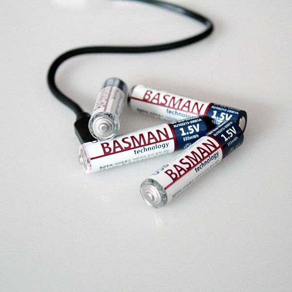 바스맨 USB 충전식 건전지 리튬이온 배터리 AAA 4개입