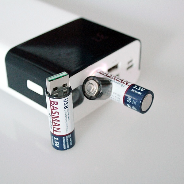 바스맨 USB 충전식 건전지 리튬이온 배터리 AA 2개입